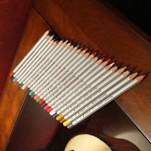 Raffine Artist Pencil Set of 23